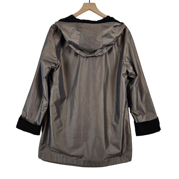 Gallery reversible lightweight jacket, black and metallic bronze, size M - Picture 4 of 6